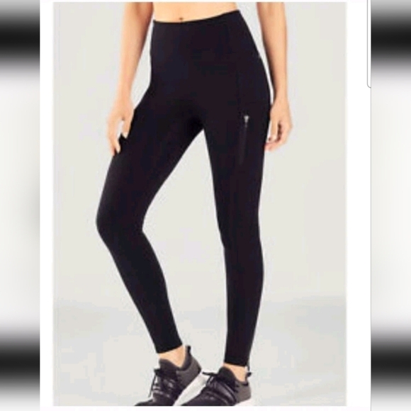 Fabletics Womens Black Motion365 High Waisted Utility Workout Athletic Legging M - Picture 1 of 15